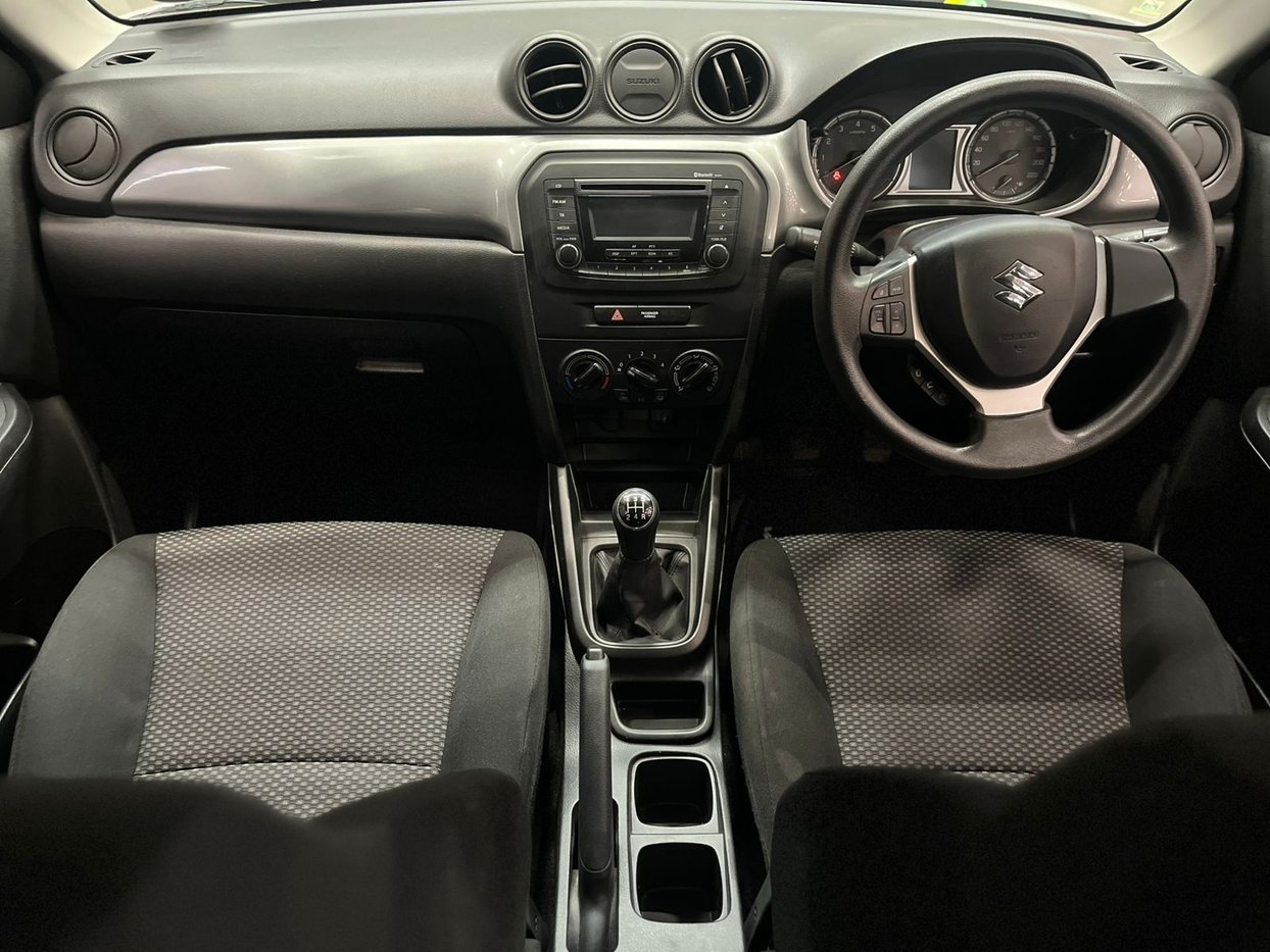 お客ページ 2016 Suzuki Vitara 1.6 GL Q2FyTGlzdGluZzo1Nzk4NTQ R169500 | Avo Auto